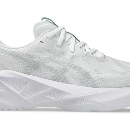 Asics Novablast 5 'White / Piedmont Grey'