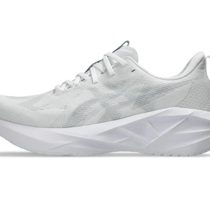 Asics Novablast 5 'White / Piedmont Grey'