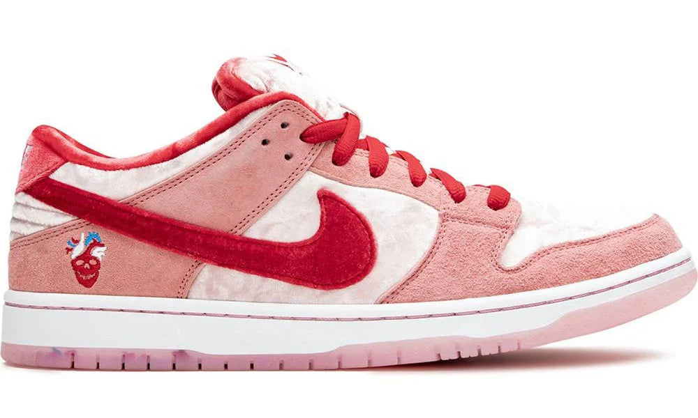 Nike SB Dunk Low Pro "Strangelove"