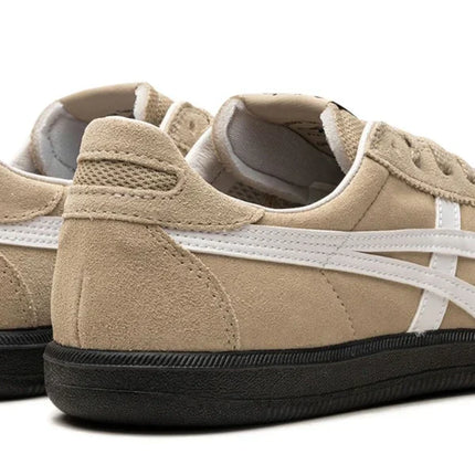Asics Onitsuka Tiger Tokuten "Beige/Black"