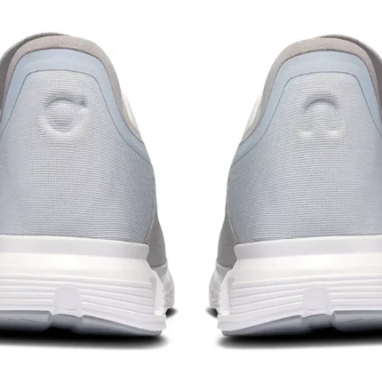 On Cloud 6 Coast 'White / Glacier'