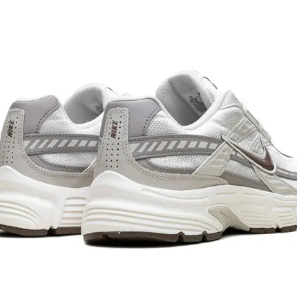 Nike Initiator Swoosh "Phantom / Mink Brown