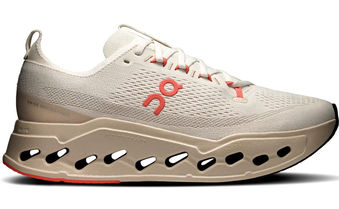 On Cloudsurfer Max 'Ivory / Salmon'