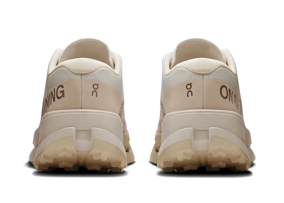 On Cloudultra 3 "Ivory / Pearl"