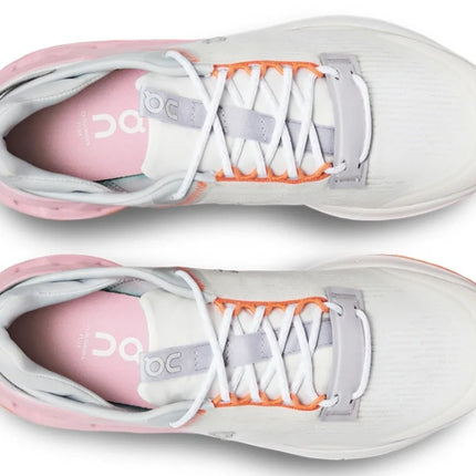 On Cloudnova Flux sneakers