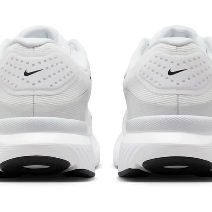 Nike Structure 26 "White"