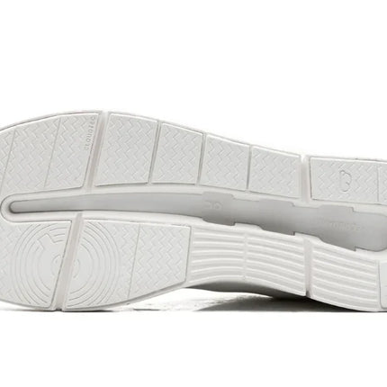 On Running The Roger Advantage 2 "White/Undyed"