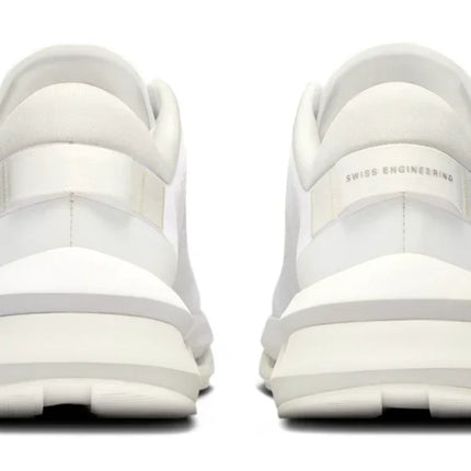 On Cloudzone 'Triple White'