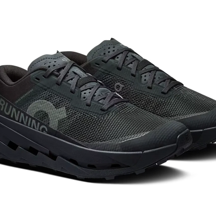 On Cloudultra 3 "Black"