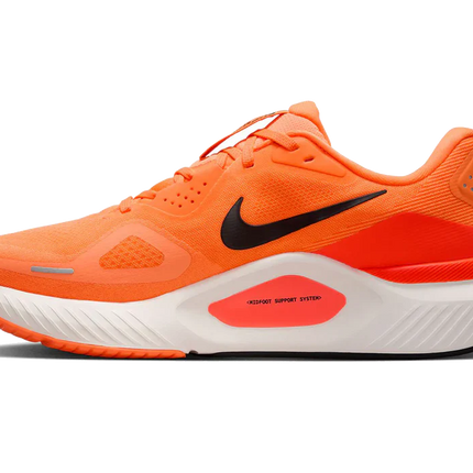 Nike Structure 26 "Orange"