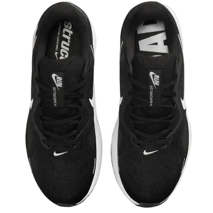 Nike Structure 26 "Black / White"