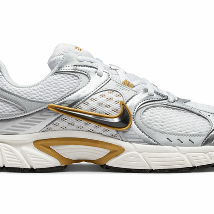 Nike V5 RNR "White/Parachute"