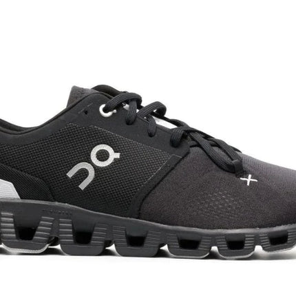 On Running On Cloud X 3 'Black'