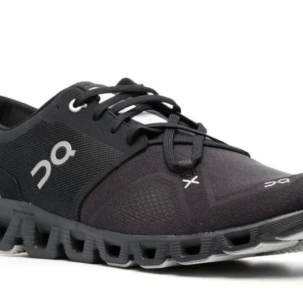 On Running On Cloud X 3 'Black'