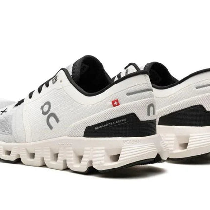 On Running Cloud X 3 'White / Black'