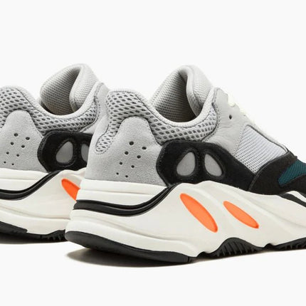 YEEZY BOOST 700 "Wave Runner"