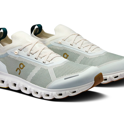 On Cloud 6 Versa "Ice / Spirulina"