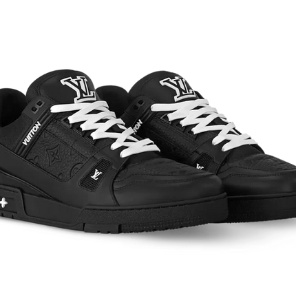 Louis Vuitton Trainer "Black"