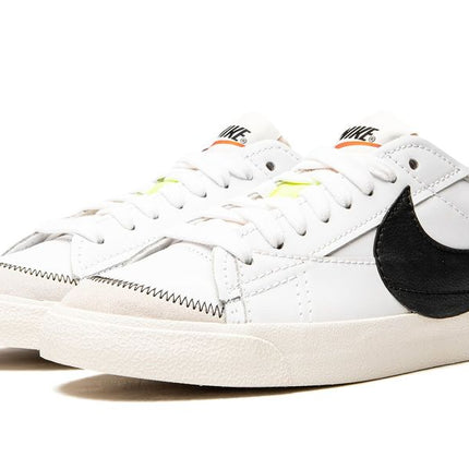 Blazer Low 77 Jumbo  "White Black Sail"