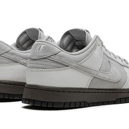 Dunk Low  "Ironstone"