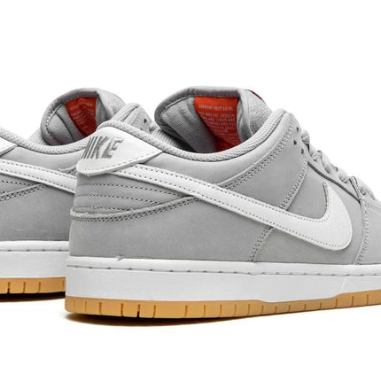 SB Dunk Low Pro ISO  "Grey / Gum"