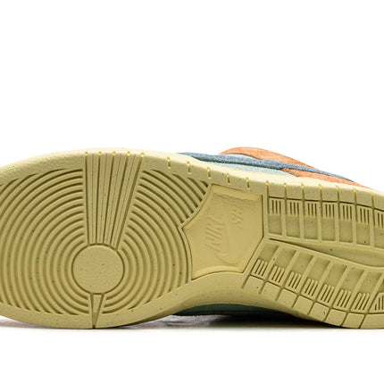 SB DUNK LOW PRO PRM "Noise Aqua"