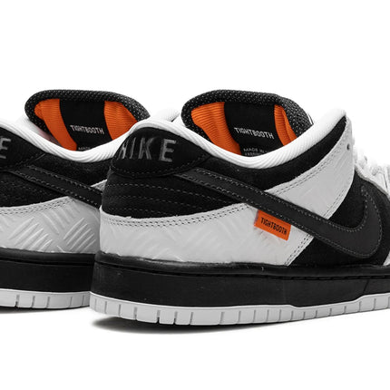 SB DUNK LOW "TIGHTBOOTH"