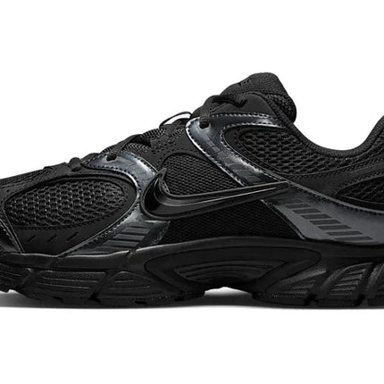 Nike V5 RNR "Black"