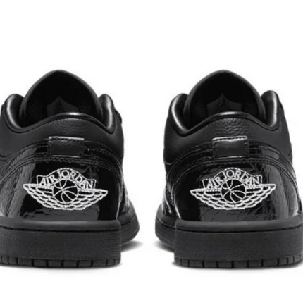 Air Jordan 1 Low SE "Black"