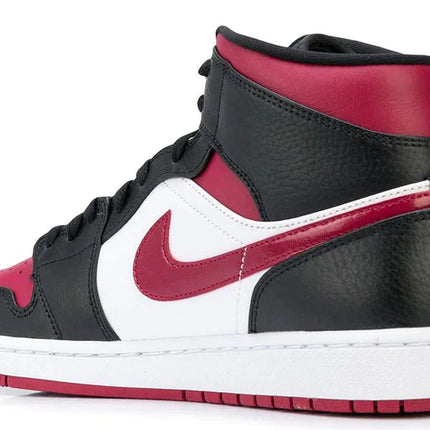 Air Jordan 1 Mid "Bred Toe" sneakers