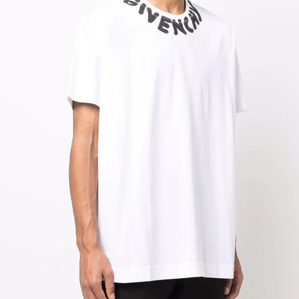 Givenchy logo-print short-sleeved T-shirt