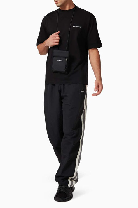 BALENCIAGANEW  Logo Medium Fit T-shirt in Cotton Jersey