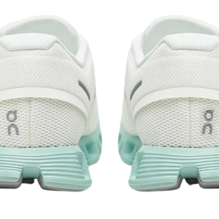 On Running Cloud 5 'White'