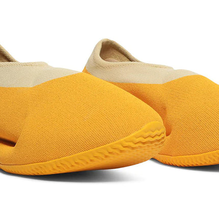 Yeezy Knit Runner 'Sulfur'