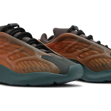 Adidas Yeezy 700 V3 "Copper Fade"