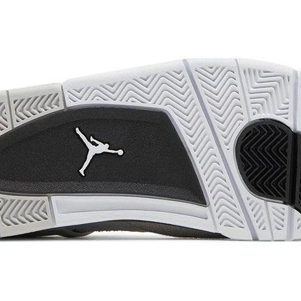 Nike Air Jordan 4 Retro 'Military Black'