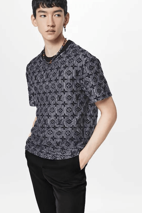 LOUIS VUITTON  MONOGRAM T-SHIRT