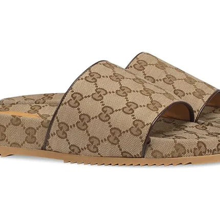 Gucci GG Supreme print slides
