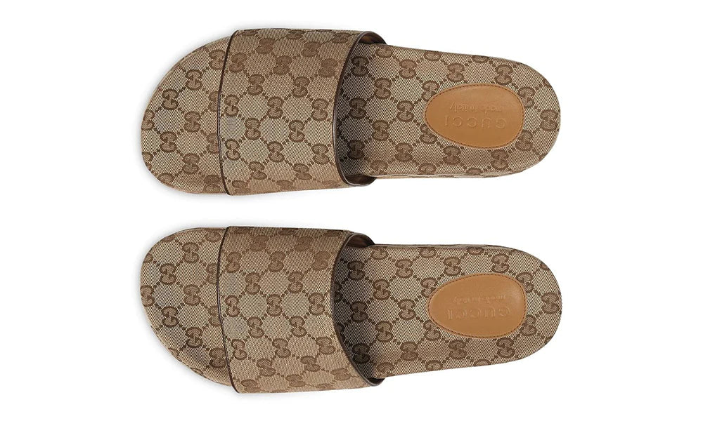 Gucci GG Supreme print slides