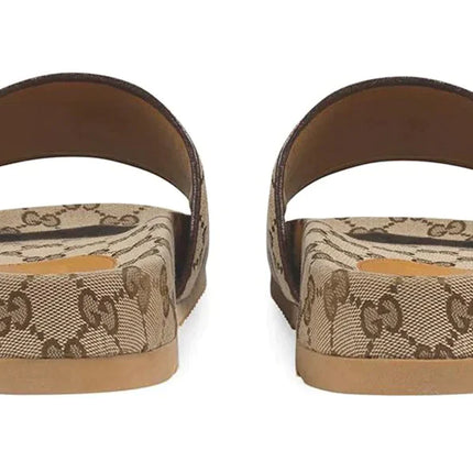 Gucci GG Supreme print slides