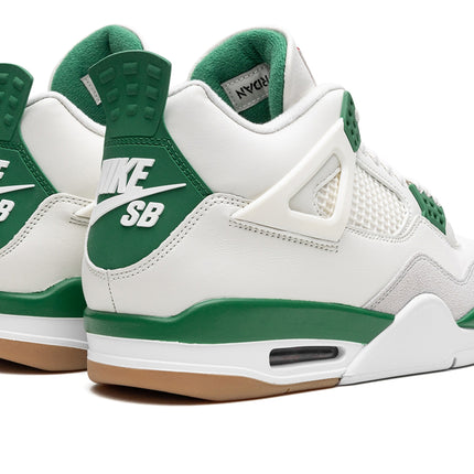 AIR JORDAN 4 SB "Pine Green"