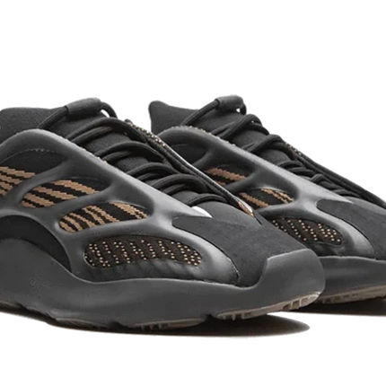 YEEZY BOOST 700 V3 ''CLAY BROWN''